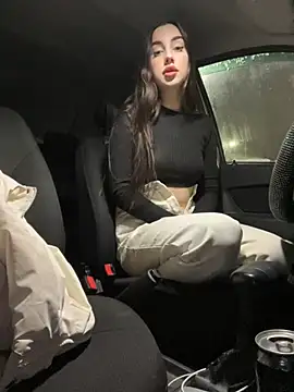 Snapshot of littlebitchess chatting on 01/15/25, 09:41 littlebitchess online show from 01/15/25, 09:41