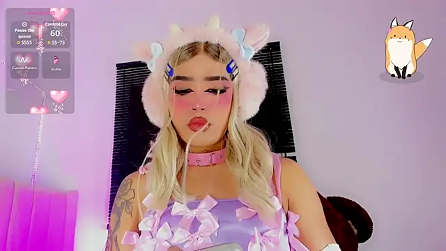 Snapshot of ladytslatina chatting on 03/18/26, 12:25 ladytslatina online show from 03/18/26, 12:25