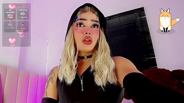 Snapshot of ladytslatina chatting on 03/19/26, 12:25 ladytslatina online show from 03/19/26, 12:25