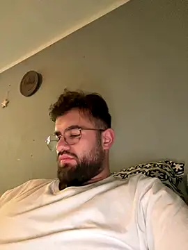 Snapshot of yxssxn24403 chatting on 10/14/25, 08:42 yxssxn24403 online show from 10/14/25, 08:42