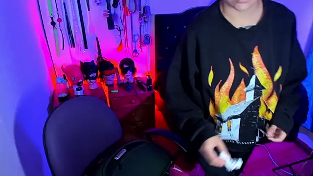 Snapshot of LucyStrike_ chatting on 01/07/26, 12:35 LucyStrike online show from 01/07/26, 12:35