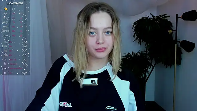 Snapshot of n0_nude chatting on 01/18/25, 12:15 n0 nude online show from 01/18/25, 12:15