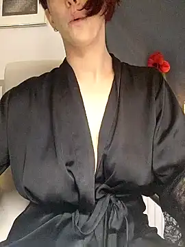 Snapshot of Loona-Lexxington chatting on 12/10/24, 04:49 Loona-Lexxington online show from 12/10/24, 04:49