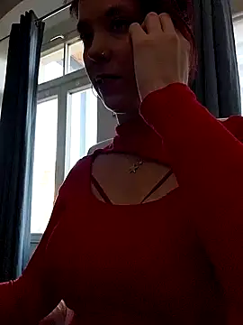 Snapshot of Loona-Lexxington chatting on 12/26/24, 11:32 Loona-Lexxington online show from 12/26/24, 11:32