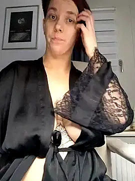 Snapshot of Loona-Lexxington chatting on 02/05/25, 06:37 Loona-Lexxington online show from 02/05/25, 06:37