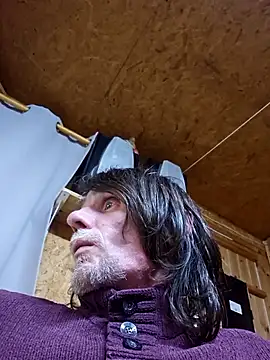 Snapshot of daiwantu chatting on 03/05/26, 01:23 daiwantu online show from 03/05/26, 01:23