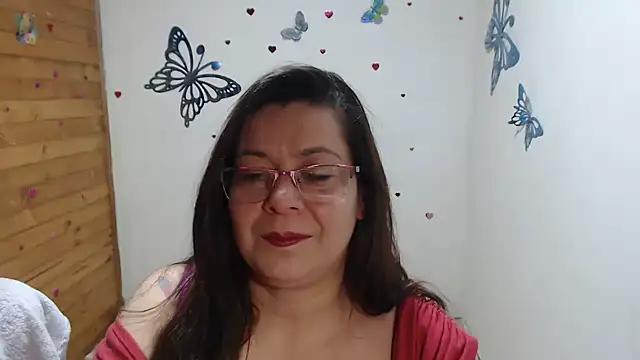 Snapshot of lilisa777 chatting on 07/14/26, 02:05 lilisa777 online show from 07/14/26, 02:05