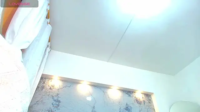 Natasha Colins1 online show from 02/26/25, 06:21