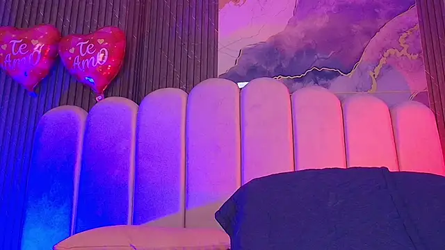 hot dione online show from 02/20/26, 07:14