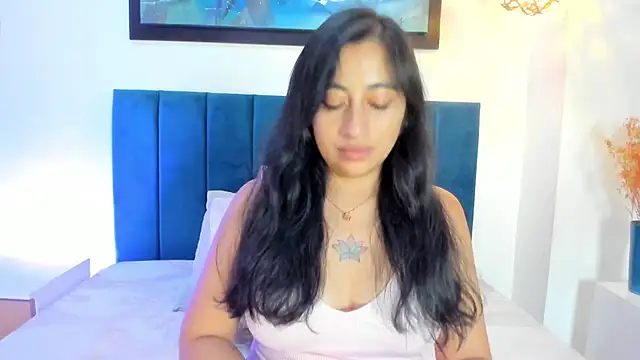 LisaHadwin online show from 03/22/25, 06:14