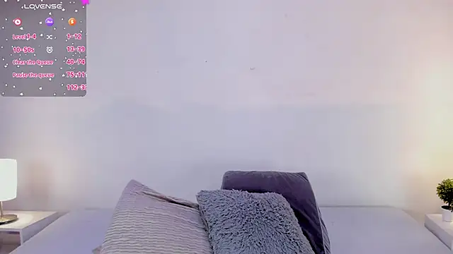 isa molly online show from 02/20/25, 09:09