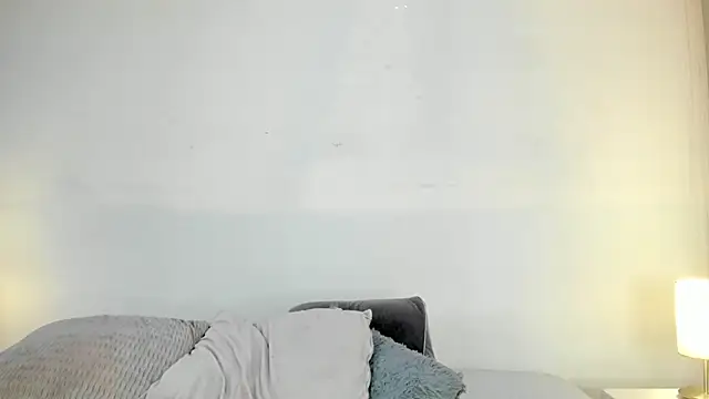 isa molly online show from 03/04/25, 11:54