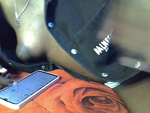 Snapshot of sharn_sugar chatting on 02/20/25, 12:41 sharn sugar online show from 02/20/25, 12:41