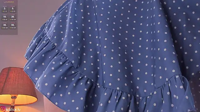 alicelu  online show from 12/02/24, 09:24