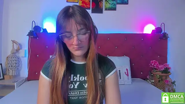 Ruth harvey  online show from 11/27/25, 01:57