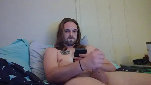 Snapshot of VitaminmanFL chatting on 12/26/24, 02:27 VitaminmanFL online show from 12/26/24, 02:27