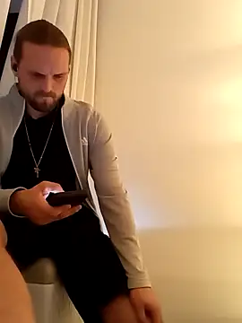 Snapshot of VitaminmanFL chatting on 01/02/25, 02:33 VitaminmanFL online show from 01/02/25, 02:33