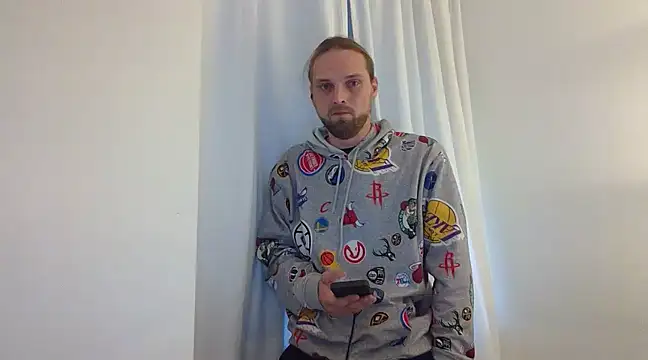 Snapshot of VitaminmanFL chatting on 01/27/25, 02:42 VitaminmanFL online show from 01/27/25, 02:42