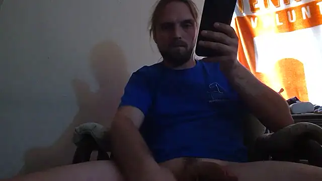 Snapshot of VitaminmanFL chatting on 02/07/25, 07:49 VitaminmanFL online show from 02/07/25, 07:49