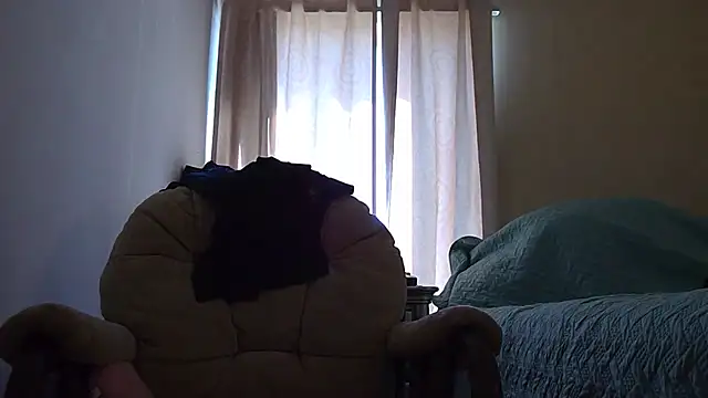 Snapshot of VitaminmanFL chatting on 03/12/25, 07:49 VitaminmanFL online show from 03/12/25, 07:49