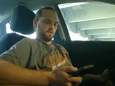 Snapshot of VitaminmanFL chatting on 03/22/25, 04:04 VitaminmanFL online show from 03/22/25, 04:04