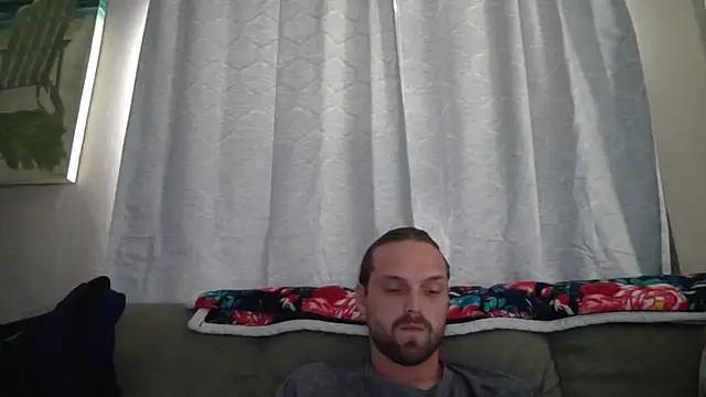 Snapshot of VitaminmanFL chatting on 10/11/25, 01:31 VitaminmanFL online show from 10/11/25, 01:31