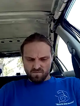 Snapshot of VitaminmanFL chatting on 10/13/25, 05:46 VitaminmanFL online show from 10/13/25, 05:46