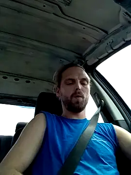 Snapshot of VitaminmanFL chatting on 10/17/25, 05:04 VitaminmanFL online show from 10/17/25, 05:04