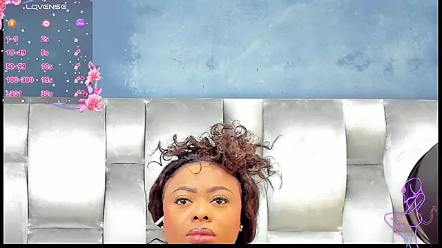 CamilaBenitez online show from 10/12/25, 01:10