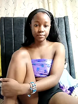 Snapshot of carenic chatting on 03/27/26, 06:18 carenic online show from 03/27/26, 06:18