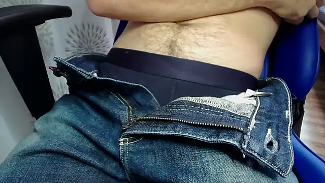 Snapshot of Jonnyyy18teen chatting on 10/05/25, 11:52 Jonnyyy18teen online show from 10/05/25, 11:52