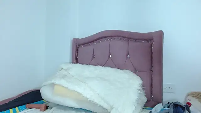 AvaAngel69 online show from 02/13/25, 12:21