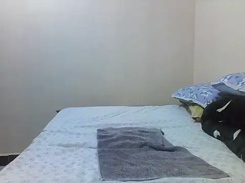 princess-cutie12 online show from 10/04/25, 07:45