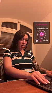 emiliasommer online show from 10/02/25, 07:54