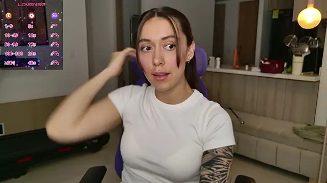 emiliasommer online show from 02/14/26, 04:48