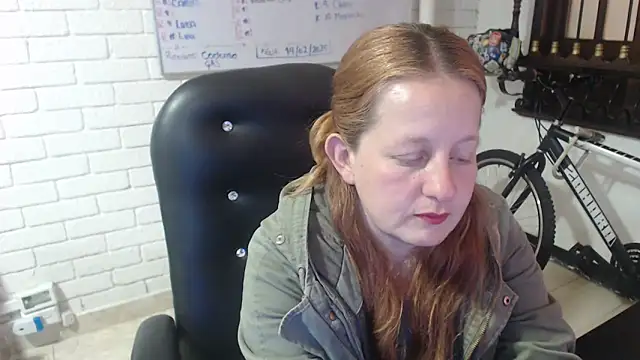 Snapshot of ViioletaMora chatting on 02/14/25, 09:53 ViioletaMora online show from 02/14/25, 09:53