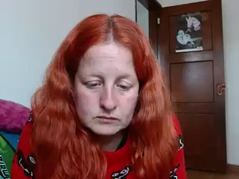 Snapshot of ViioletaMora chatting on 09/18/25, 07:16 ViioletaMora online show from 09/18/25, 07:16