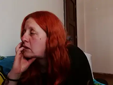 Snapshot of ViioletaMora chatting on 09/27/25, 09:09 ViioletaMora online show from 09/27/25, 09:09