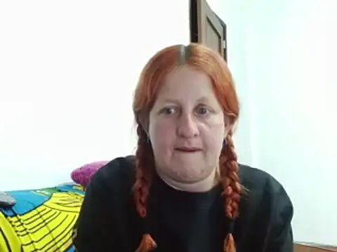 Snapshot of ViioletaMora chatting on 09/30/25, 05:12 ViioletaMora online show from 09/30/25, 05:12