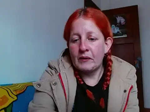 Snapshot of ViioletaMora chatting on 09/30/25, 08:47 ViioletaMora online show from 09/30/25, 08:47