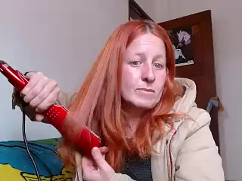 Snapshot of ViioletaMora chatting on 10/03/25, 06:38 ViioletaMora online show from 10/03/25, 06:38