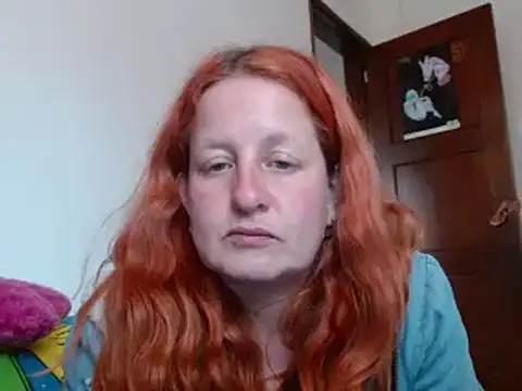 Snapshot of ViioletaMora chatting on 10/10/25, 07:57 ViioletaMora online show from 10/10/25, 07:57