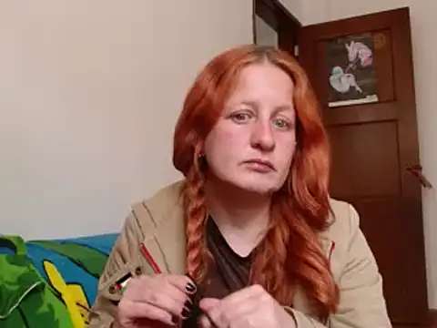 Snapshot of ViioletaMora chatting on 10/16/25, 06:09 ViioletaMora online show from 10/16/25, 06:09