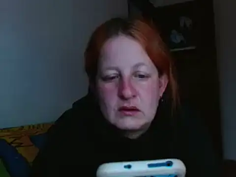 Snapshot of ViioletaMora chatting on 11/08/25, 10:19 ViioletaMora online show from 11/08/25, 10:19