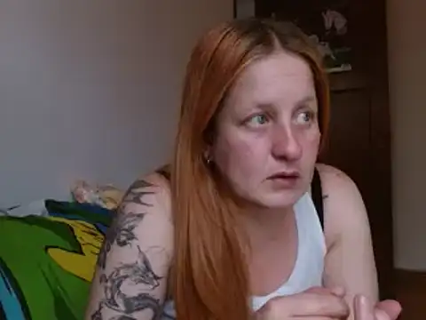 Snapshot of ViioletaMora chatting on 11/25/25, 09:59 ViioletaMora online show from 11/25/25, 09:59