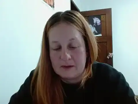 Snapshot of ViioletaMora chatting on 12/22/25, 02:08 ViioletaMora online show from 12/22/25, 02:08