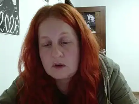 Snapshot of ViioletaMora chatting on 01/12/26, 04:39 ViioletaMora online show from 01/12/26, 04:39