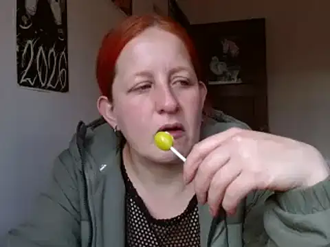 Snapshot of ViioletaMora chatting on 01/18/26, 08:23 ViioletaMora online show from 01/18/26, 08:23