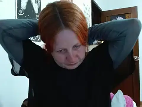 Snapshot of ViioletaMora chatting on 02/01/26, 12:42 ViioletaMora online show from 02/01/26, 12:42