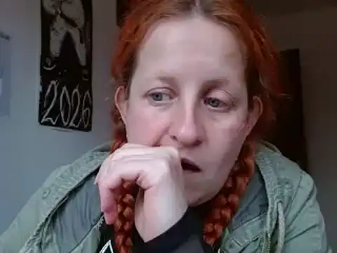 Snapshot of ViioletaMora chatting on 02/16/26, 10:28 ViioletaMora online show from 02/16/26, 10:28